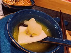 红颜花胶鸡锅-湊湊火锅·茶憩(东城万达店)