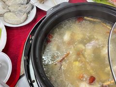 -花苑美食横琴生蚝火锅(拱北粤华路店)