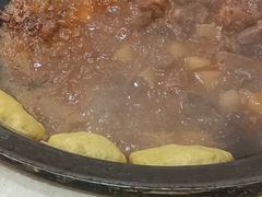 -三江鱼东北特色铁锅炖(骆驼店)
