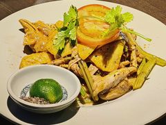越式盐焗麻油鸡-大头虾越式风味餐厅(光明广场店)