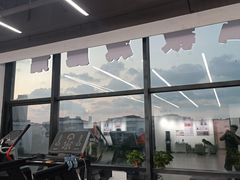 -超减·私教减肥馆(世博店)