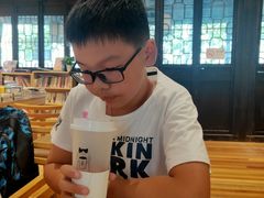 -猫的天空之城概念书店(杭州南宋御街店)