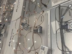 -博士眼镜集团石人工眼镜(虹口万泰店)
