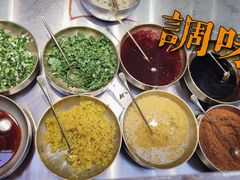 -研卤堂香糯热卤(青秀航洋城店)
