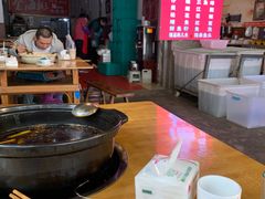 大堂-金海椒罐罐鲢鱼(东方桂苑店)