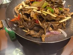 -鲁南仔·滕州炒鸡(经三路店)