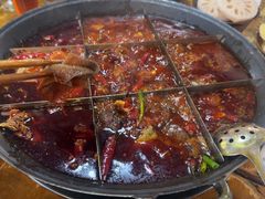 -正南齊北重庆老火锅(光华村直营店)