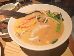 -荣家黄鱼面(南京西路店)