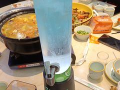 -休记光头香辣蟹干锅(绵竹店)