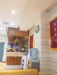 -苗方清颜专业祛痘养生