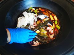 -忆乡情铁锅炖鱼饭店(延庆店)