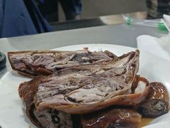-华香鹅快餐店