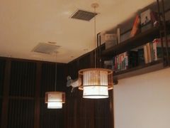 -阿瓦山寨·湘菜现炒·剁椒鱼头王(咸阳总店)