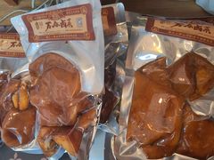 -老鼎万春卤菜(五代传承创始老店)