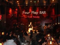 -FOUR PLAY BAR