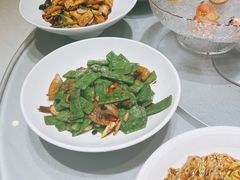 -鸭王烤鸭店(三里河店)