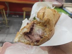 -Bánh Mì Huynh Hoa