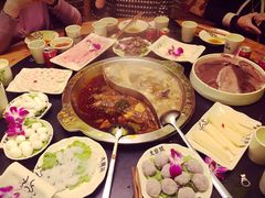 -大龙辣火锅·龙虾·烧烤(湖滨新天地店)