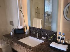 -青岛海尔洲际酒店