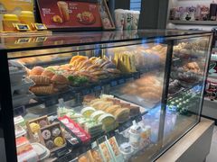 -星巴克(浦东机场T2到达店)