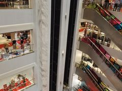 -资和信百货商场