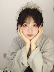 -艾米丽婚纱礼服