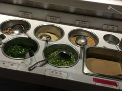 自助调料区-海底捞火锅(公益西桥店)