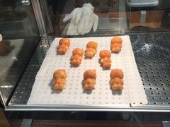 -LINE FRIENDS Garosu-gil Flagship Store