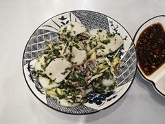 荠菜肉丝笋丝炒年糕-小实惠嘉(威海路店)