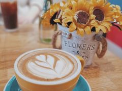 卡布奇诺-W CAFE(甜爱路店)