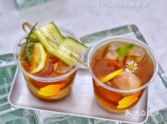 上海新店🧊纯白玻璃艺术馆咖啡店绝美️