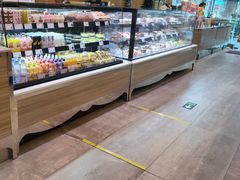 -巴黎贝甜(大宁国际商业广场店)