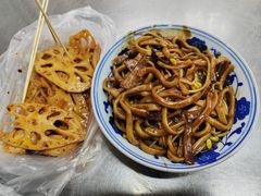 -珠宝街老左杂酱面馆