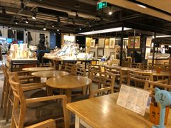 大堂-猫的天空之城概念书店(苏州诚品店)