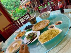 -华冠悠岚·庭院餐厅(青城后山店)