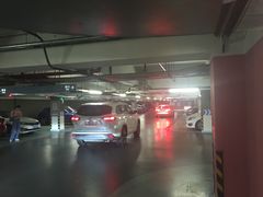 -东方嘉里中心-停车场