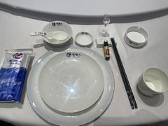 -龙船人海鲜城(长治路店)