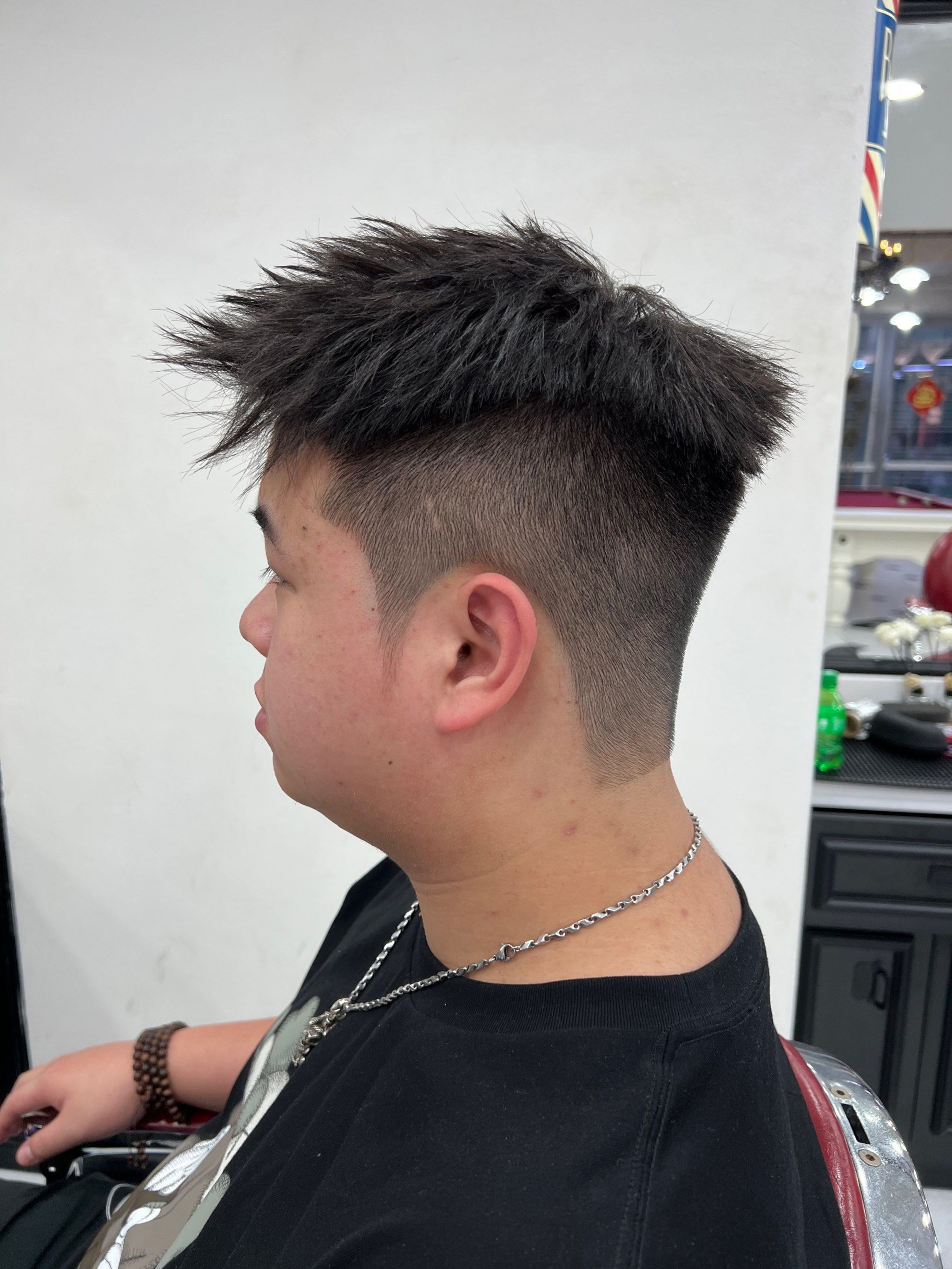 打造潮流男发型