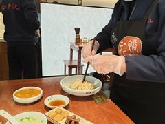 -裕兴记•蟹黄面馆(人民广场店)