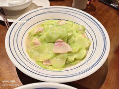 翠玉黄瓜炒咸肉-皖厨·中国徽菜(万象食家店)