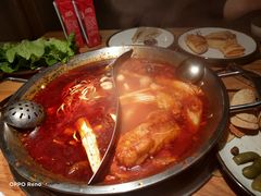 -川渝又一村火锅烤肉自助(步行街店)