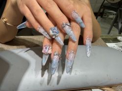-艾珂·美甲美睫