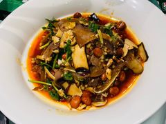 湘辣热卤-费大厨辣椒炒肉(高铁吾悦广场店)