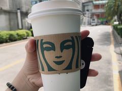 -星巴克臻选(深圳金光华店)