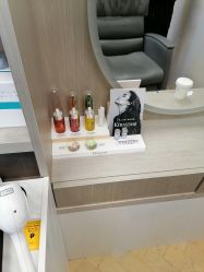-HAIR HERE造型