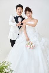 -蒙太奇婚纱摄影(万达店)