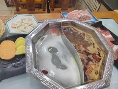 -鸿盛火锅(重庆路店)