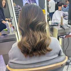 -藤野造型烫发染发