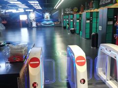 -极限PLAY运动娱乐新世界·团建派对潮玩休闲馆·室内蹦极高空游乐园