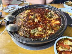 -小饕荟雅安贡椒鱼鲜馆(广福桥店)
